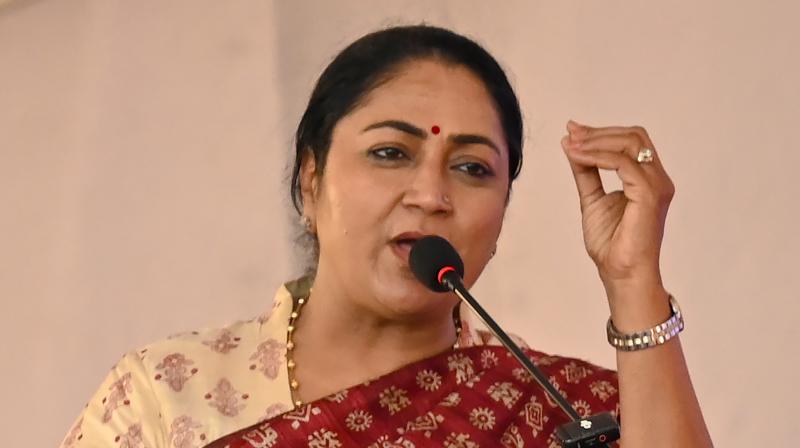 मालवीय नगर अग्निकांड मामले में उत्तराखंड सीएम ने की सीएम रेखा गुप्ता से बात, निष्पक्ष जांच का मिला भरोसा मालवीय नगर अग्निकांड मामले में उत्तराखंड सीएम ने की सीएम रेखा गुप्ता से बात, निष्पक्ष जांच का मिला भरोसा