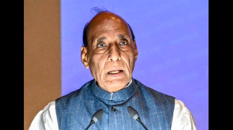 रक्षा भूमि पर 250 मेगावाट का विशाल सौर ऊर्जा पार्क, रक्षा मंत्री ने दी मंजूरी रक्षा भूमि पर 250 मेगावाट का विशाल सौर ऊर्जा पार्क, रक्षा मंत्री ने दी मंजूरी