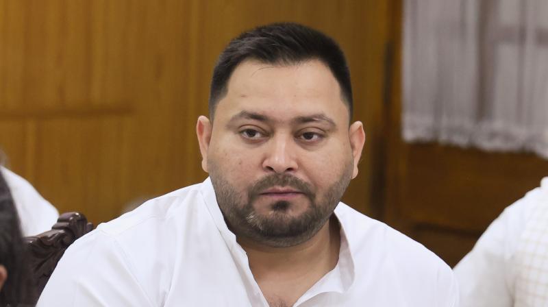 बिहार की दयनीय वित्तीय स्थिति, सामाजिक सुरक्षा पेंशन के लिए आकस्मिकता निधि से निकाली गई राशि: तेजस्वी यादव बिहार की दयनीय वित्तीय स्थिति, सामाजिक सुरक्षा पेंशन के लिए आकस्मिकता निधि से निकाली गई राशि: तेजस्वी यादव