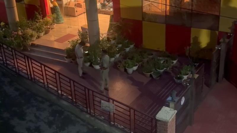 शिमला में महिला की गोली मारकर हत्या, मौत के बाद धमकियों का दावा करने वाला वीडियो वायरल शिमला में महिला की गोली मारकर हत्या, मौत के बाद धमकियों का दावा करने वाला वीडियो वायरल