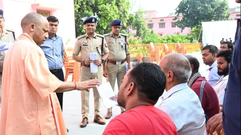 जरूरतमंदों के साथ खड़ी है सरकार, हर उचित समस्या का कराएगी निदान: सीएम जरूरतमंदों के साथ खड़ी है सरकार, हर उचित समस्या का कराएगी निदान: सीएम