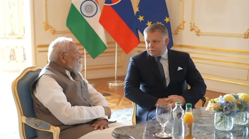 प्रधानमंत्री मोदी और स्लोवाकिया के पीएम फिको ने ब्रातिस्लावा में की द्विपक्षीय वार्ता प्रधानमंत्री मोदी और स्लोवाकिया के पीएम फिको ने ब्रातिस्लावा में की द्विपक्षीय वार्ता