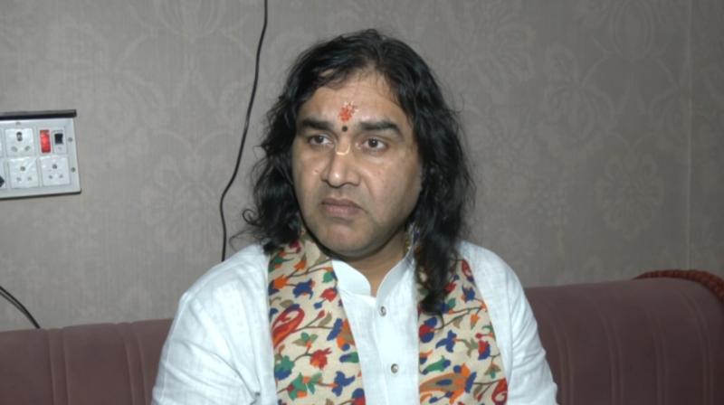 कथावाचक देवकीनंदन ठाकुर ने रात में विवाह की परंपरा पर उठाए सवाल, मंदिरों के लिए 'सनातन बोर्ड' बनाने की मांग कथावाचक देवकीनंदन ठाकुर ने रात में विवाह की परंपरा पर उठाए सवाल, मंदिरों के लिए 'सनातन बोर्ड' बनाने की मांग