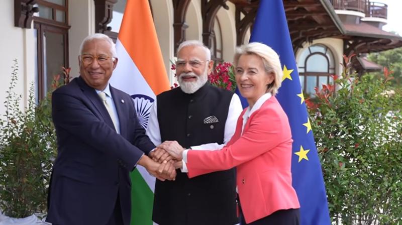 जी-7 समिट में पीएम मोदी ने यूरोपीय नेताओं से साथ की बैठक, भारत-ईयू रिश्तों और एफटीए पर हुई अहम चर्चा जी-7 समिट में पीएम मोदी ने यूरोपीय नेताओं से साथ की बैठक, भारत-ईयू रिश्तों और एफटीए पर हुई अहम चर्चा