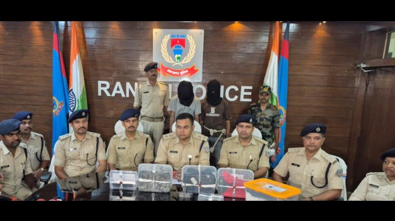 रांची: आरएसएस कार्यालय पर हमले की जांच एंटी टेररिस्ट स्क्वॉड को सौंपी, तीन आरोपी गिरफ्तार रांची: आरएसएस कार्यालय पर हमले की जांच एंटी टेररिस्ट स्क्वॉड को सौंपी, तीन आरोपी गिरफ्तार