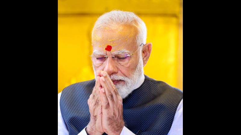 ज्ञान, विवेक और दूरदर्शिता जैसे सद्गुण जीवन में सफलता का प्रमुख आधार ज्ञान, विवेक और दूरदर्शिता जैसे सद्गुण जीवन में सफलता का प्रमुख आधार