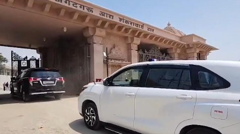राम मंदिर के फंड में गबन की जांच तेज, राम शंकर यादव से पूछताछ कर सकती है एसआईटी राम मंदिर के फंड में गबन की जांच तेज, राम शंकर यादव से पूछताछ कर सकती है एसआईटी