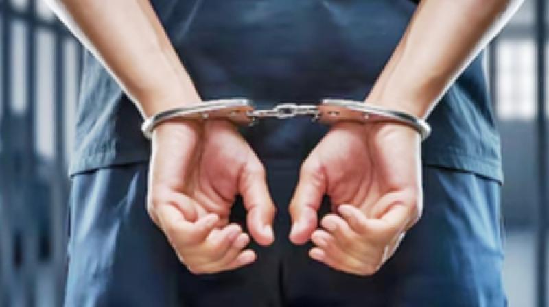 बांग्लादेश में राज्य मंत्री पर प्रकाशित मीडिया रिपोर्ट पर मचा बवाल, बांग्लादेश में राज्य मंत्री पर प्रकाशित मीडिया रिपोर्ट पर मचा बवाल,