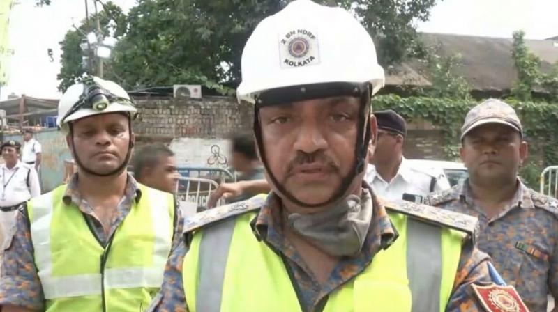 तारातला हादसा : मलबे से दो और शव मिलने के बाद मृतकों की संख्या 7 हुई, बचाव अभियान जारी तारातला हादसा : मलबे से दो और शव मिलने के बाद मृतकों की संख्या 7 हुई, बचाव अभियान जारी