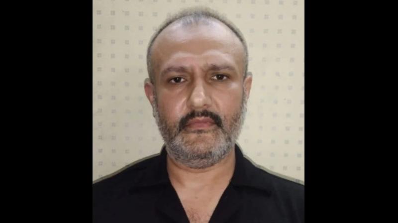 मुंबई के मुहर्रम जुलूस में जहरीला कैप्सूल बांटने वाला आरोपी प्रेमजी अपने समुदाय से करता है नफरत मुंबई के मुहर्रम जुलूस में जहरीला कैप्सूल बांटने वाला आरोपी प्रेमजी अपने समुदाय से करता है नफरत