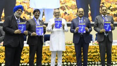नैतिकता के बिना आर्थिक विकास कभी भी समाज की सच्ची सेवा नहीं कर सकता: उपराष्ट्रपति