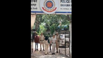 फर्जी शादी कर कुंवारों को बनाते थे शिकार, पति-पत्नी समेत तीन आरोपी गिरफ्तार