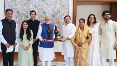 शिवसेना नेता संजय देशमुख ने प्रधानमंत्री मोदी से की मुलाकात, बताया- 'विशेष आनंद का अनुभव'