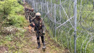 मेंढर में एलओसी के पास 9 मोर्टार शेल बरामद, सेना ने सुरक्षित तरीके से किया नष्ट