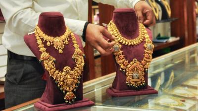 इजरायल-ईरान युद्ध बढ़ने से सोने-चांदी की कीमतों में तेज उछाल की आशंका: मार्केट एक्सपर्ट्स