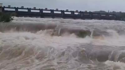 महाराष्ट्र : खड़कवासला बांध का जलस्तर से तेजी से बढ़ रहा, मुथा नदी में छोड़ा जाएगा 27,203 क्यूसेक पानी
