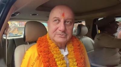 अयोध्या में अनुपम खेर ने राम मंदिर में की पूजा, ‘श्री राम भूमि’ की शूटिंग शुरू करने से पहले लिया आशीर्वाद