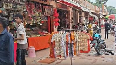 राम मंदिर चढ़ावा विवाद का अयोध्या के कारोबार पर असर, व्यापारियों ने जताई चिंता