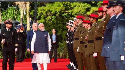 पीएम मोदी का ऑकलैंड के गवर्नमेंट हाउस में पारंपरिक माओरी पोहिरी के साथ हुआ औपचारिक स्वागत