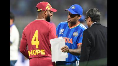 टी20 वर्ल्ड कप: वेस्टइंडीज के खिलाफ निर्णायक मुकाबले में भारत ने टॉस जीतकर गेंदबाजी चुनी, कोई बदलाव नहीं