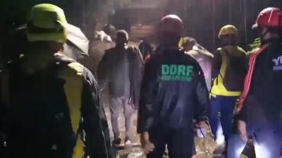 उत्तराखंड: गौरीकुंड के पास खाई में गिरा युवक, कड़ी मशक्कत के बाद रेस्क्यू टीमों ने बचाया