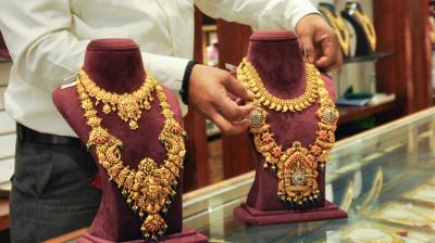 सोना इस हफ्ते 4,000 रुपए से अधिक महंगा हुआ, चांदी का दाम भी करीब 16,000 रुपए बढ़ा