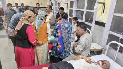 जम्मू-कश्मीर: डंपर से टकराई अमरनाथ तीर्थयात्रियों की गाड़ी, छह श्रद्धालु घायल