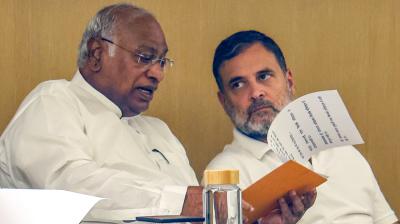 खड़गे और राहुल ने लिखा पीएम मोदी को पत्र, राम मंदिर मामले में निष्पक्ष जांच की मांग, कहा- 'ठगा महसूस कर रहे श्रद्धालु'