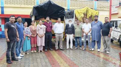 उत्तराखंड एसटीएफ ने नकली दवाइयों की फैक्ट्री पकड़ी, भारी मात्रा में अवैध शराब भी बरामद