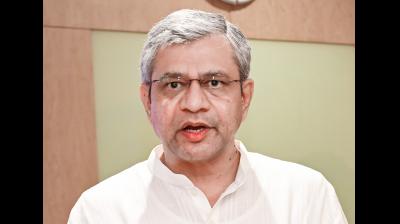अश्लील कंटेंट पर सरकार की बड़ी कार्रवाई, पिछले 2 साल में 50 ओटीटी प्लेटफॉर्म किए ब्लॉक: अश्विनी वैष्णव