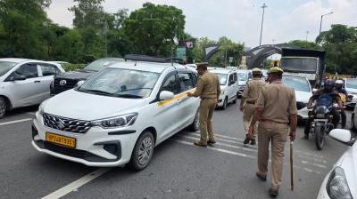 किसानों के जंतर-मंतर मार्च के आह्वान के बीच नोएडा-दिल्ली बॉर्डर पर हाई अलर्ट