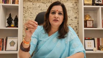 धर्मेंद्र प्रधान इस्तीफा दें, छात्रों की मांग जायज; सरकार जवाबदेही से भाग रही है: प्रियंका चतुर्वेदी
