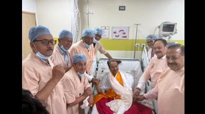 सोनम वांगचुक ने तोड़ा अनशन, जेपी नड्डा और जितेंद्र सिंह से मुलाकात के बाद लिया फैसला