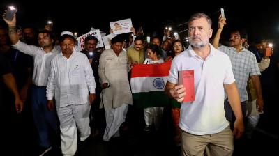 राहुल गांधी ने नीट विवाद पर पीएम मोदी के वीडियो की आलोचना की, शिक्षा मंत्री के इस्तीफे की मांग दोहराई