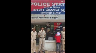 बेटी की सर्जरी के लिए जोड़ी पूंजी हुई घर से चोरी, 6 घंटे में रकम बरामद कर दिल्ली पुलिस ने लौटाई परिवार की उम्मीद