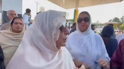 इमरान खान की बहन को तलब किए जाने पर उठे सवाल, रिपोर्ट में कहा- पाकिस्तान में राजनीतिक अभिव्यक्ति पर बढ़ रहा नियंत्रण