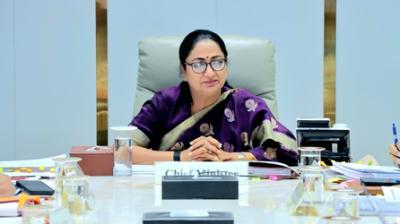 'पेपर लीक जैसी अनियमितताओं पर कठोर कार्रवाई' प्रधानमंत्री के ऐलान पर बोलीं दिल्ली सीएम