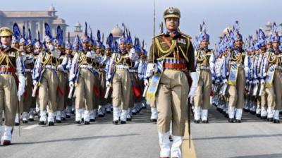 उपराष्ट्रपति, अमित शाह और राजनाथ सिंह समेत केंद्रीय मंत्रियों ने सीआरपीएफ जवानों को दी स्थापना दिवस की बधाई