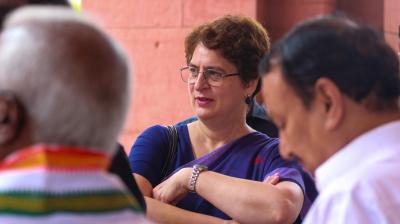 विपक्ष के सांसदों ने बिहार में छात्रों के ऊपर एके-47 चलाने पर गृह मंत्री अमित शाह से मांगा जवाब