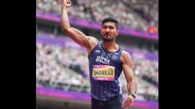 चोट की वजह से हाई जंप से बाहर होने के बाद, तेजस्विन शंकर ने डेकाथलॉन पर लगाया ध्यान