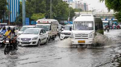 दिल्ली-एनसीआर में भारी बारिश का येलो अलर्ट, 29-30 जुलाई को तेज तूफान की चेतावनी