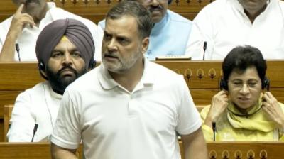 राहुल गांधी के 'पैलेट गन' वाले आरोप पर लोकसभा में हंगामा, कार्यवाही स्थगित