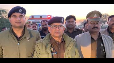 उत्तर प्रदेश : ईको वैन और बस में टक्कर, 3 महिला और 3 पुरुष सहित 6 की मौत, कई घायल