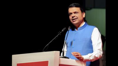 नागरिकों की शिकायतों को सुनने के लिए एमएचएडीए में एक अलग सेल का गठन किया जाए: देवेंद्र फडणवीस