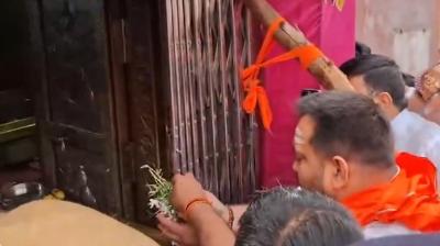 श्रावण के पहले सोमवार पर हरिहरनाथ मंदिर पहुंचे तेजस्वी यादव