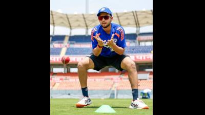 भारत बनाम श्रीलंका: नेट गेंदबाज के तौर पर टीम इंडिया से जुड़े हर्ष, तनुष, विपराज और शिवांग