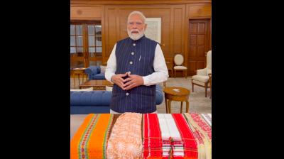 राष्ट्रीय हथकरघा दिवस पर पीएम मोदी ने कहा, 'हैंडलूम सेक्टर आत्मनिर्भर