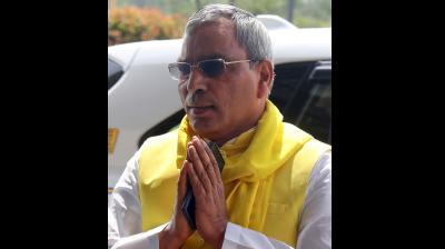 ओम प्रकाश राजभर ने की स्वरूपरानी अस्पताल का नाम ठाकुर रोशन सिंह के