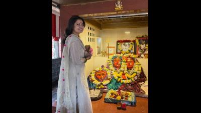 अभिनेत्री प्राजक्ता माली ने अपनाई वीगन लाइफस्टाइल, मंदिर में आशीर्वाद