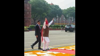 लाल किले से पीएम मोदी के भाषणों का रिकॉर्ड 1,177 मिनट, नेहरू-इंदिरा